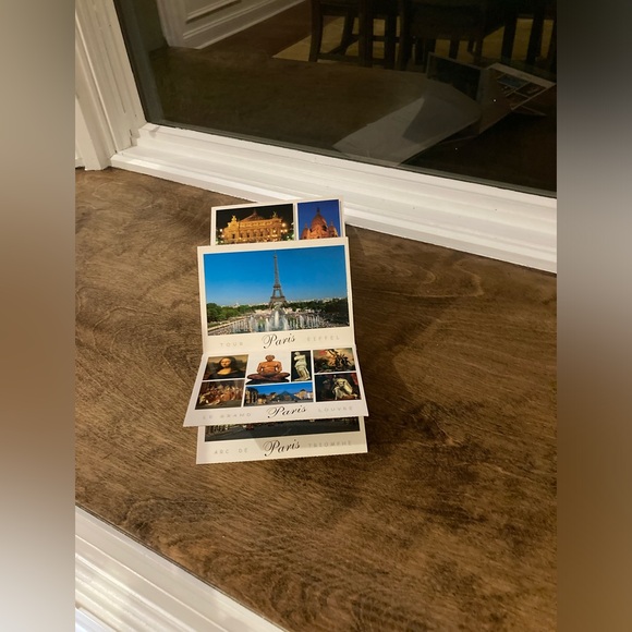 Souvenir Postcard Book-Paris Ville Lumiere 18 UNUSED Cards. Collectible & NEW. - Picture 13 of 14